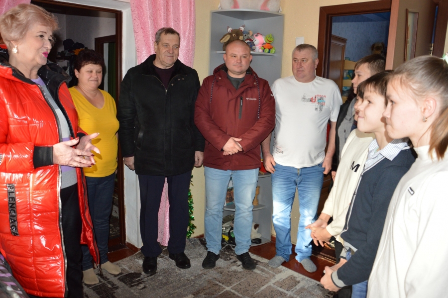 У день Святого Миколая всі діти з нетерпінням чекають на диво!