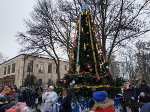 Відкриття Новорічної ялинки