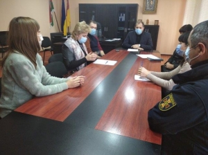 09 грудня 2020 року голова Голованівської районної державної адміністрації Олег Голімбієвський провів термінове засідання комісії щодо проведення перевірки безпечної експлуатації кисневих балонів