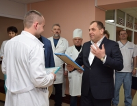 Молодий лікар Голованівської ЦРЛ отримав квартиру