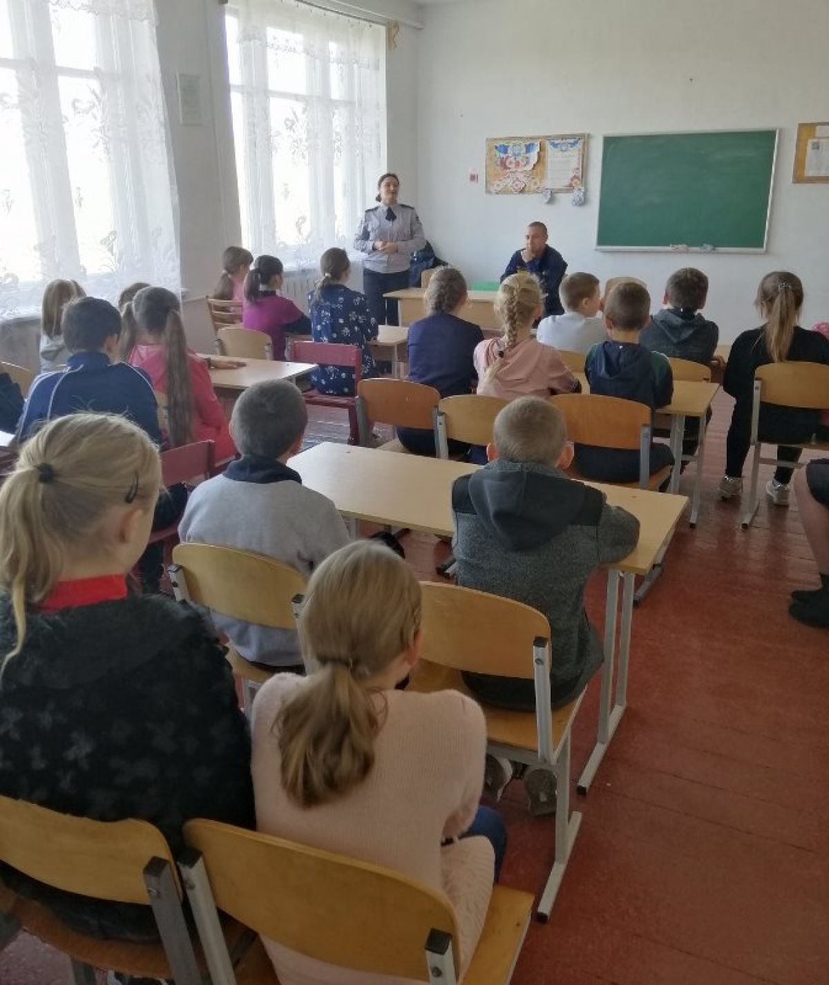 Проведено профілактичні бесіди для учнів Межиричківської філії Голованівського ліцею ім. Т.Г. Шевченка .