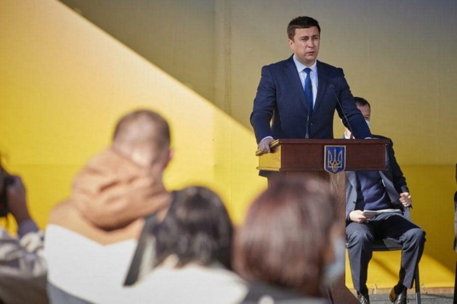 «Гасло «Земля народу» стало реальністю – Кабмін затвердив постанову про передачу земель ОТГ», — Роман Лещенко