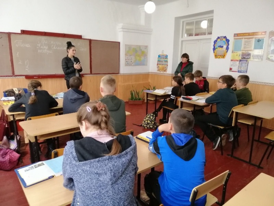 фахівцями Голованівського районного центру соціальних служб для сім’ї, дітей та молоді було організовано та проведено заходи для учнів  Новосільської філії Голованівського ліцею ім. Т.Г. Шевченка