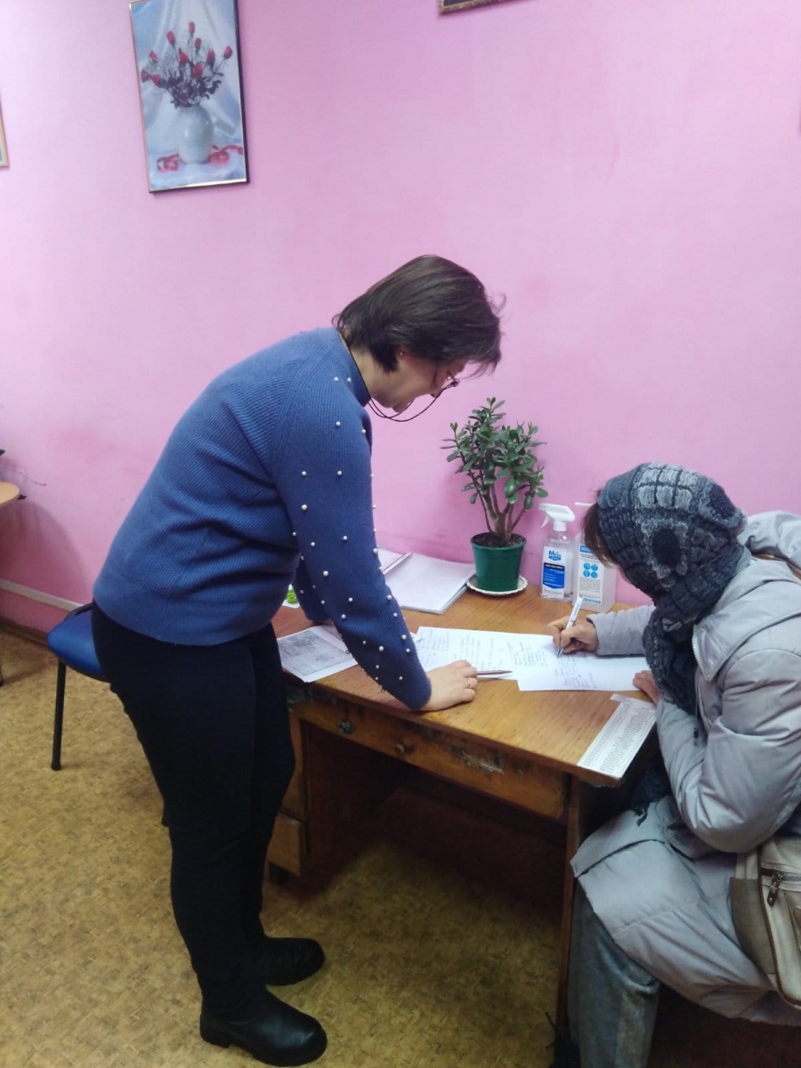 19 січня начальник відділу ветеранської політики, соціальної підтримки внутрішньо переміщених осіб, громадян, які постраждали внаслідок Чорнобильської катастрофи та осіб з інвалідністю Тетяна Чернієнко провела прийом документів