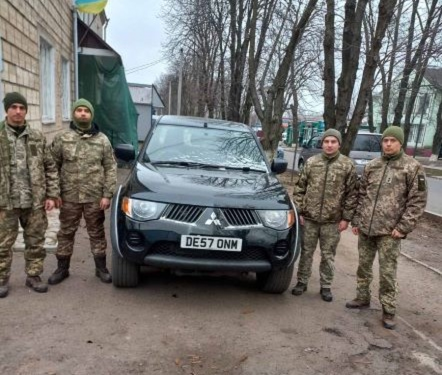 + 1 автомобіль на потреби ЗСУ